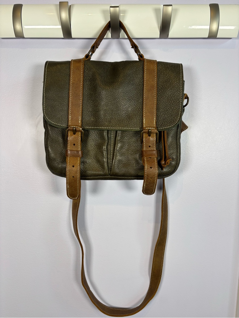 Vintage Roots Olive Green Leather Messenger Bag Purse with Tan Straps